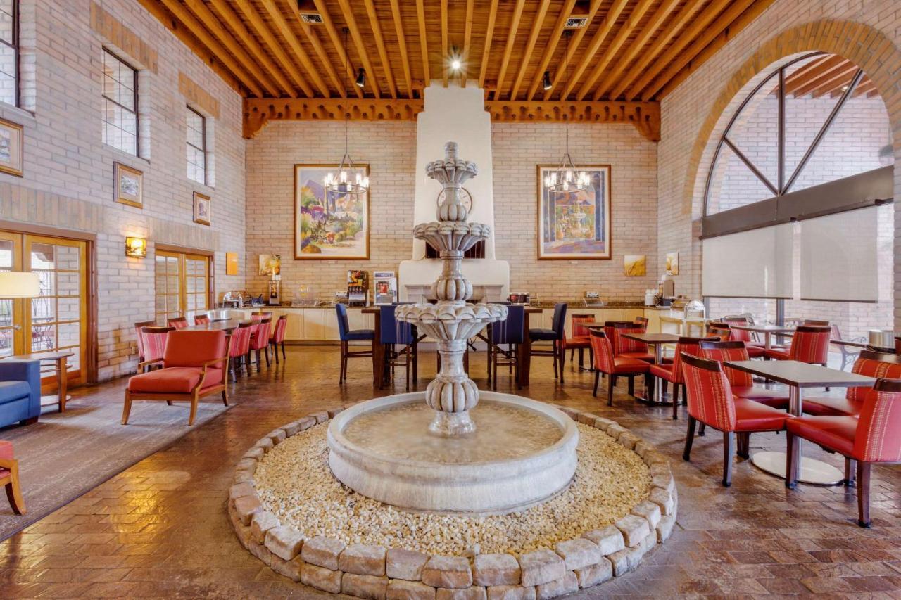 Comfort Suites At Sabino Canyon Tucson Esterno foto