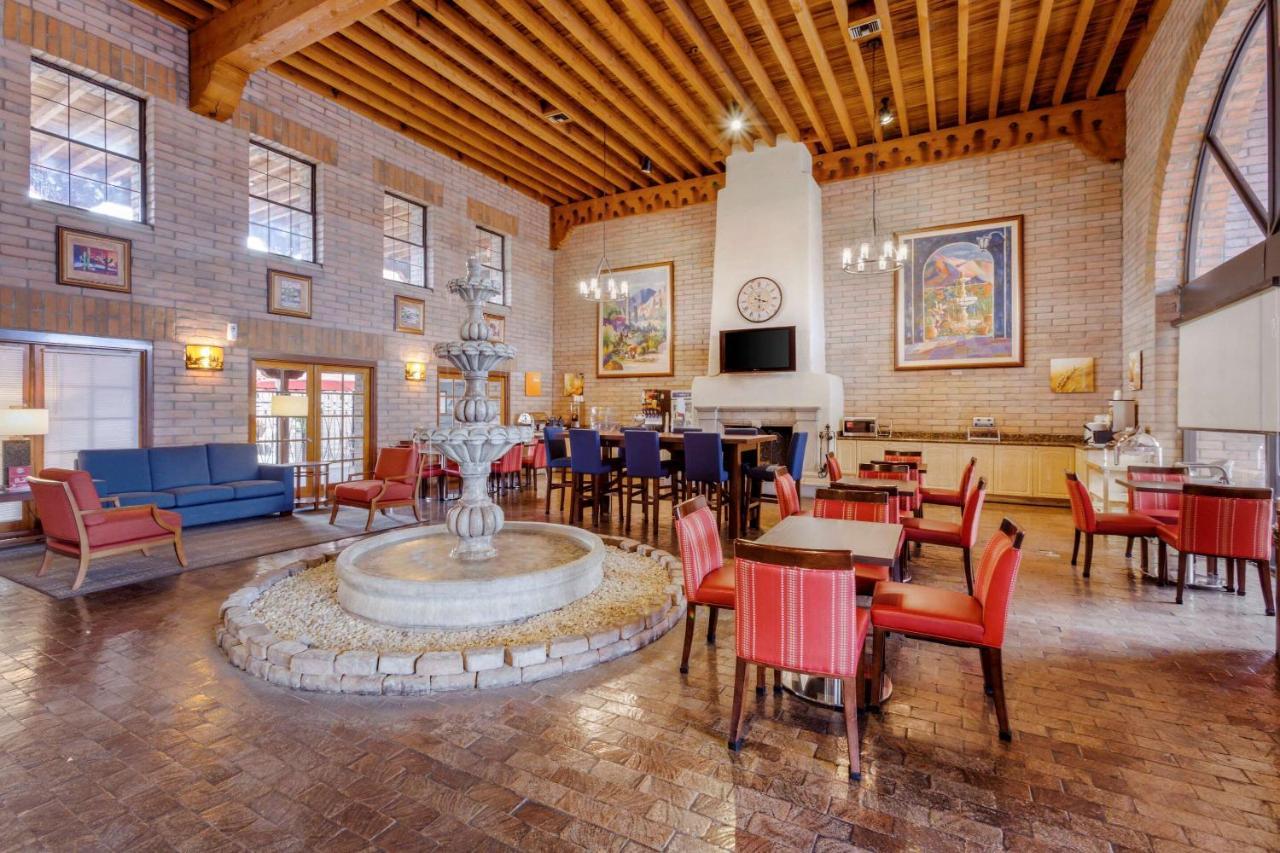 Comfort Suites At Sabino Canyon Tucson Esterno foto