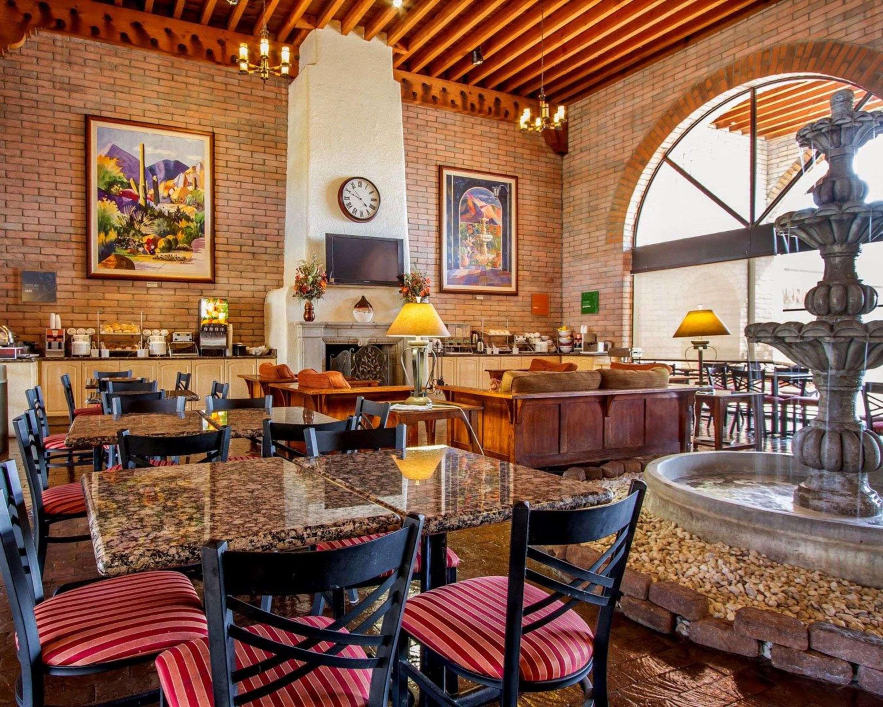 Comfort Suites At Sabino Canyon Tucson Esterno foto