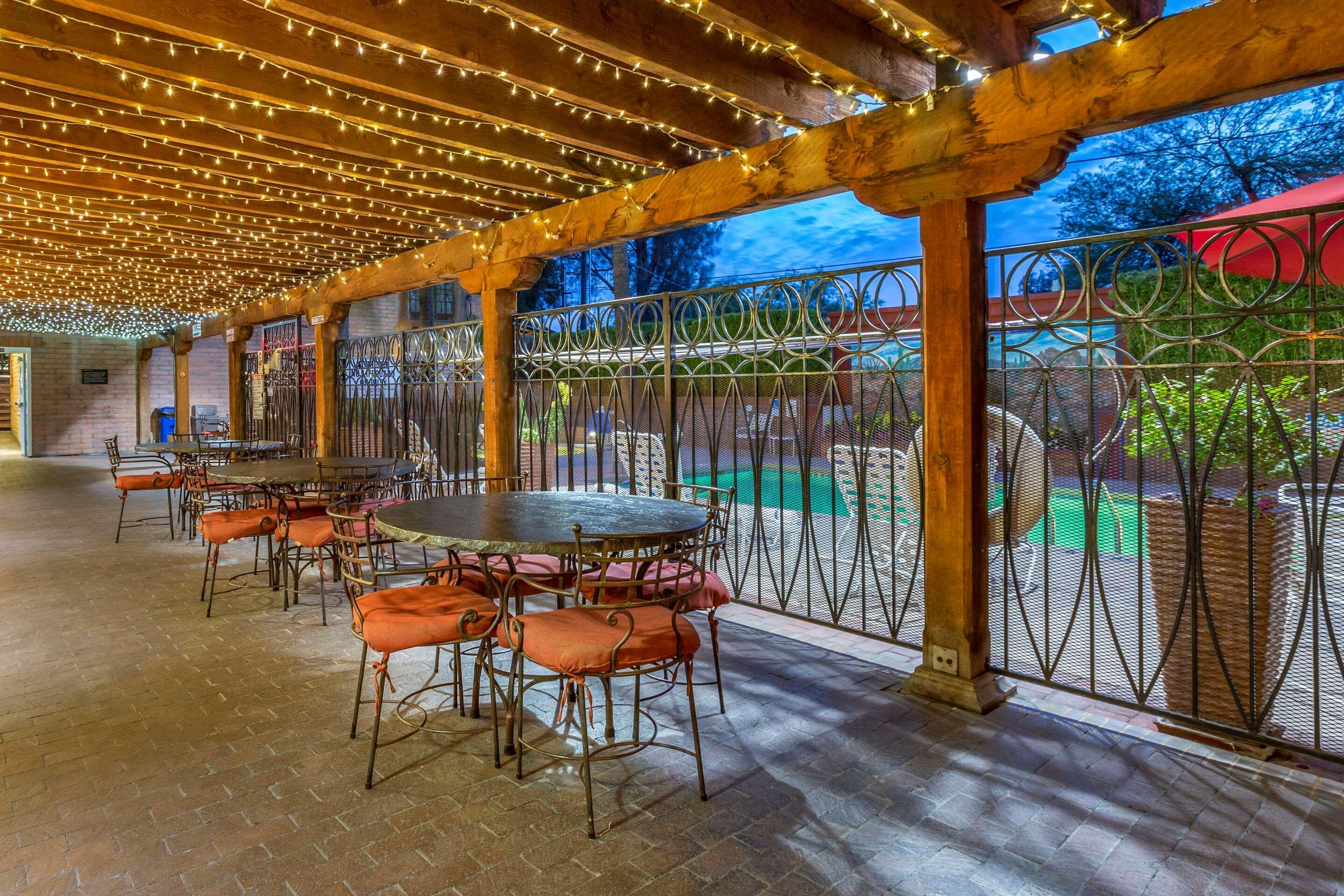 Comfort Suites At Sabino Canyon Tucson Esterno foto