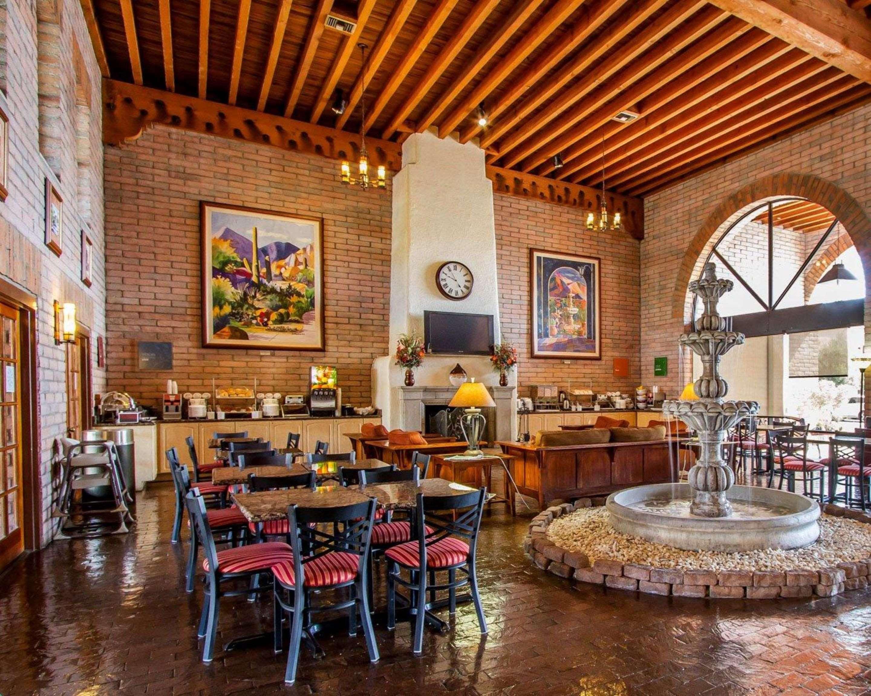 Comfort Suites At Sabino Canyon Tucson Esterno foto