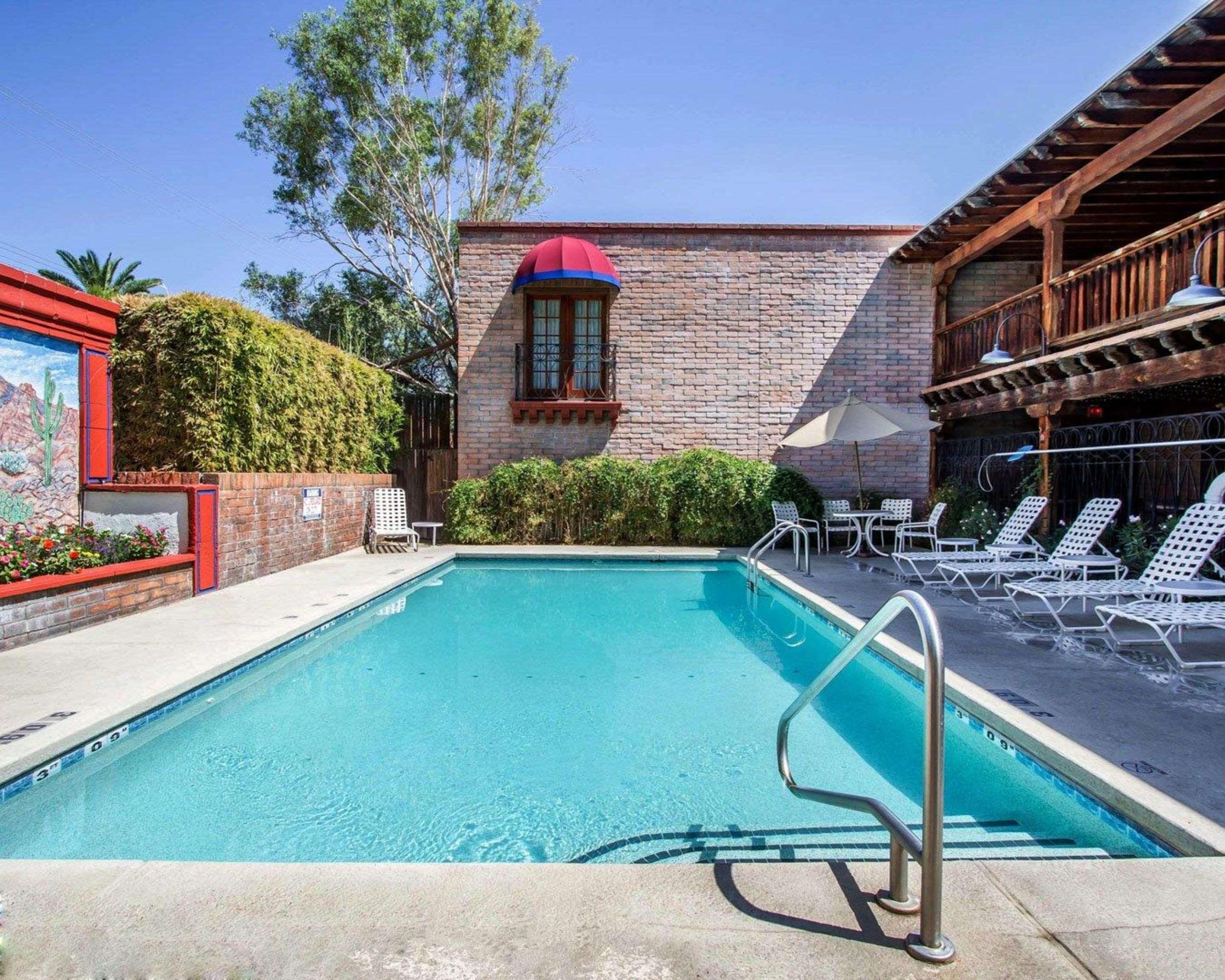 Comfort Suites At Sabino Canyon Tucson Esterno foto