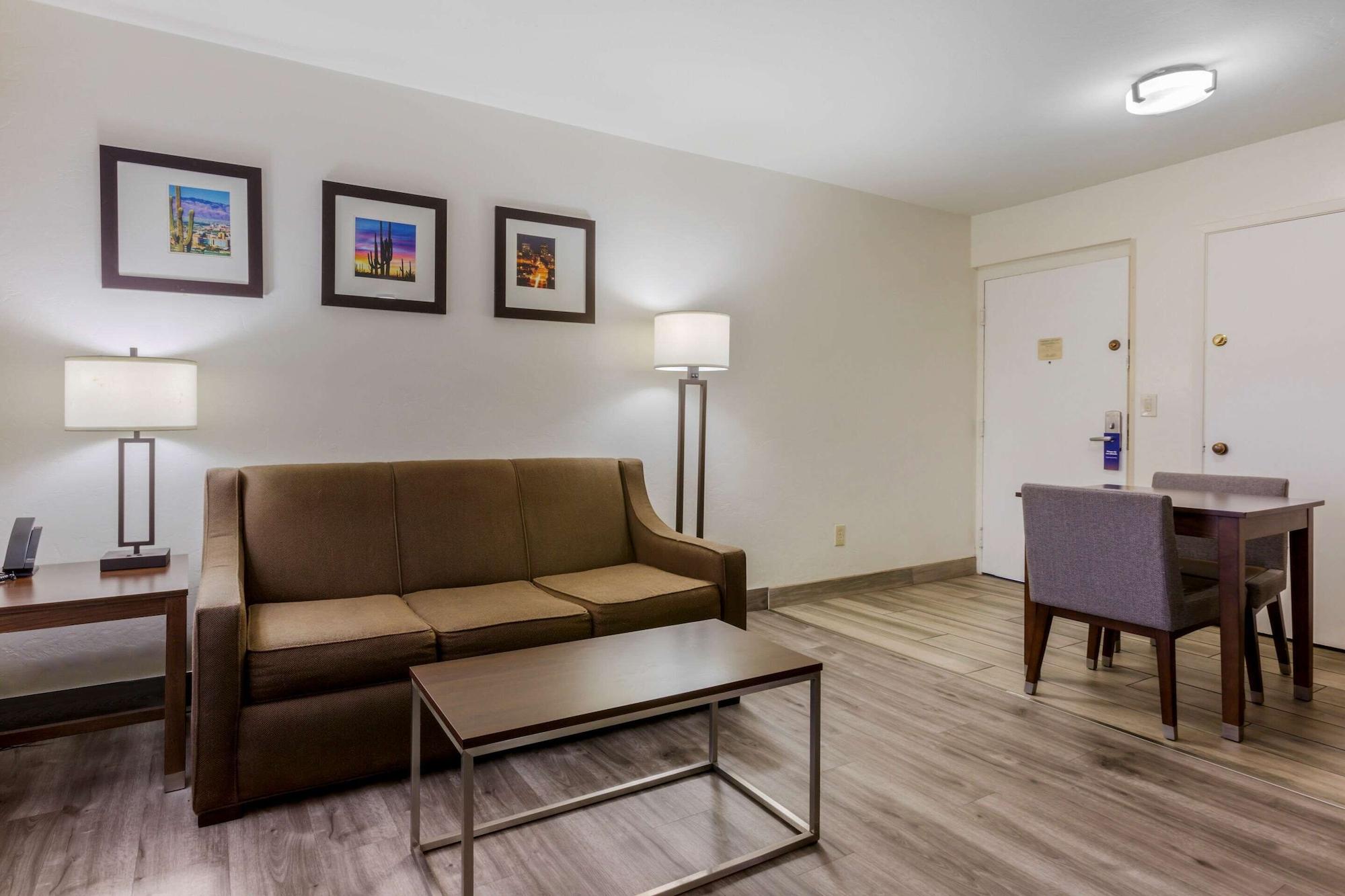 Comfort Suites At Sabino Canyon Tucson Esterno foto